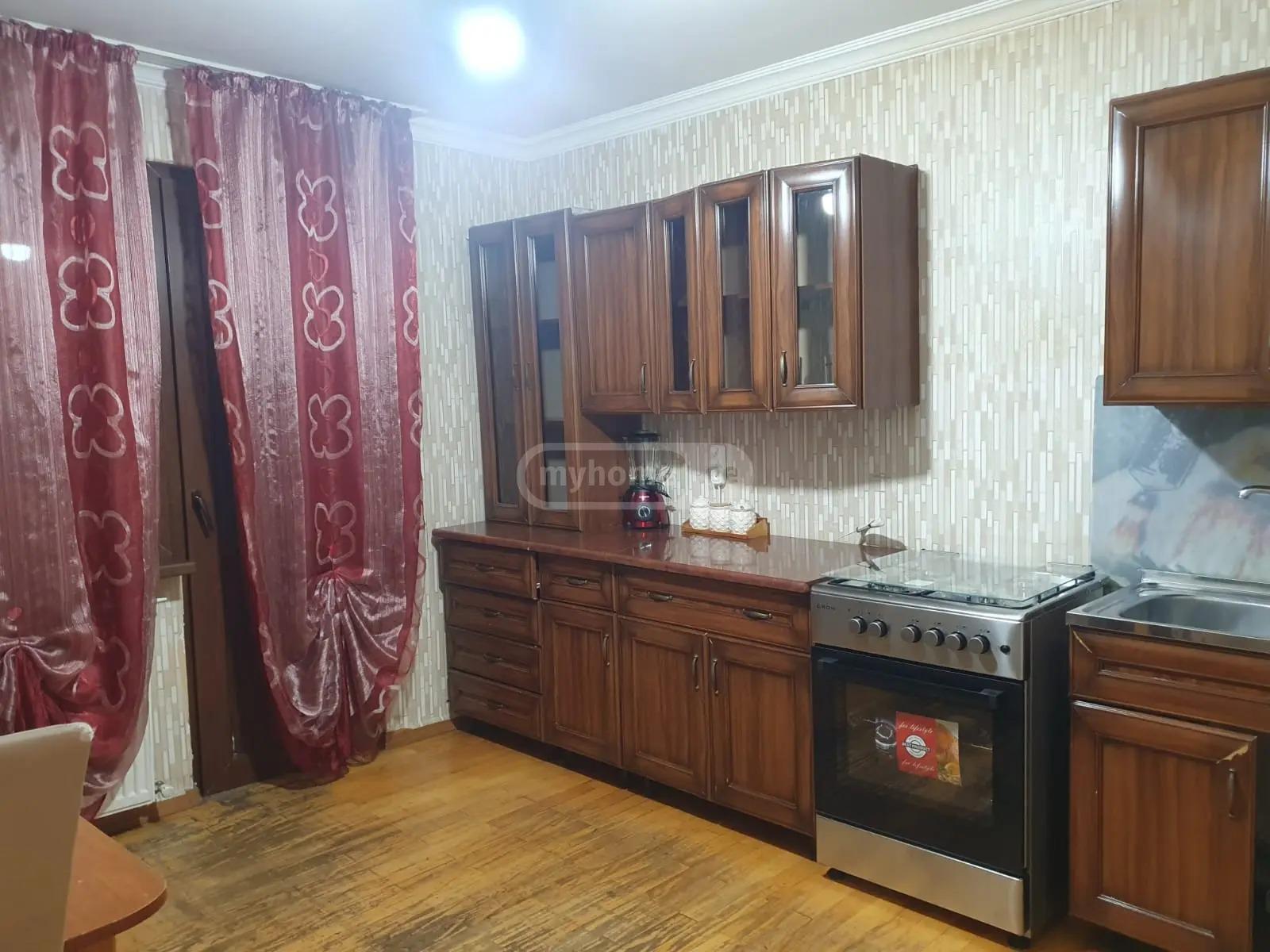 3-room apartment, Varketili Zemo Plato, 2nd Micro District