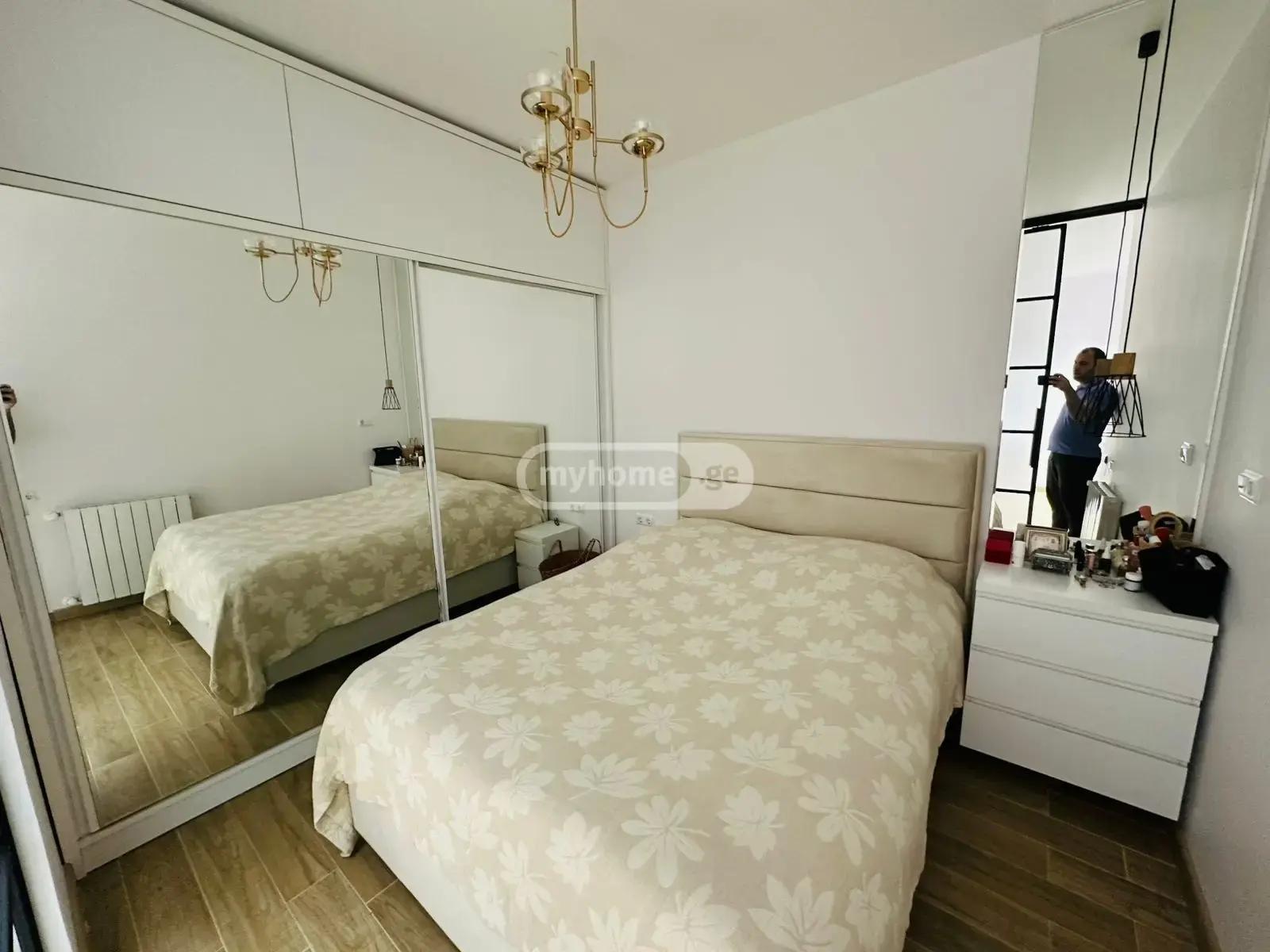 2-Room Apartment For Daily Rent In Batumi, Intourist Residence, 40 M² — 180 ₾ Per Day view 4