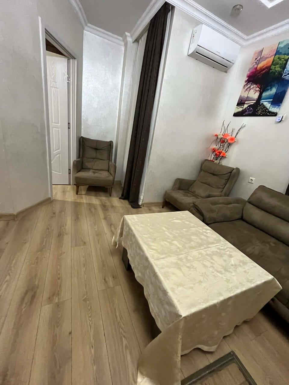 2-Room Apartment For Rent In Batumi, Khakhuli St, 2a view 4