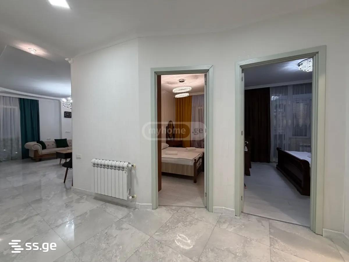 4-Room Apartment For Sale In Batumi, Alexander Pushkin St, 130 view 9