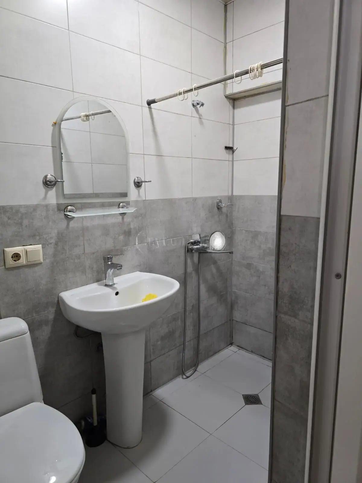3-Room House For Rent In Batumi, Lado Asatiani St, 36 view 13