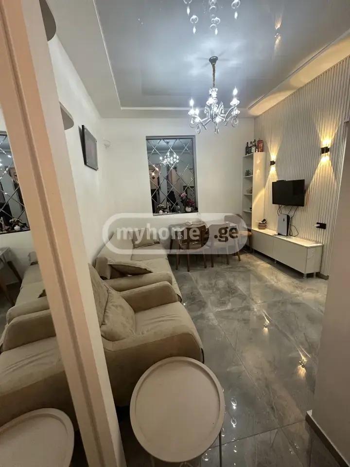 2-Room House In Batumi, Akhmed Melashvili St, 24, 55 M², Is Available For Daily Rent For 220 ₾ view 1