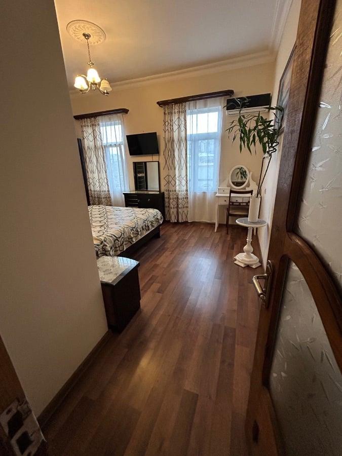 4-Room Apartment For Daily Rent In Batumi, Memed Abashidze St, 48, 110 M² — 350 ₾ Per Day view 6