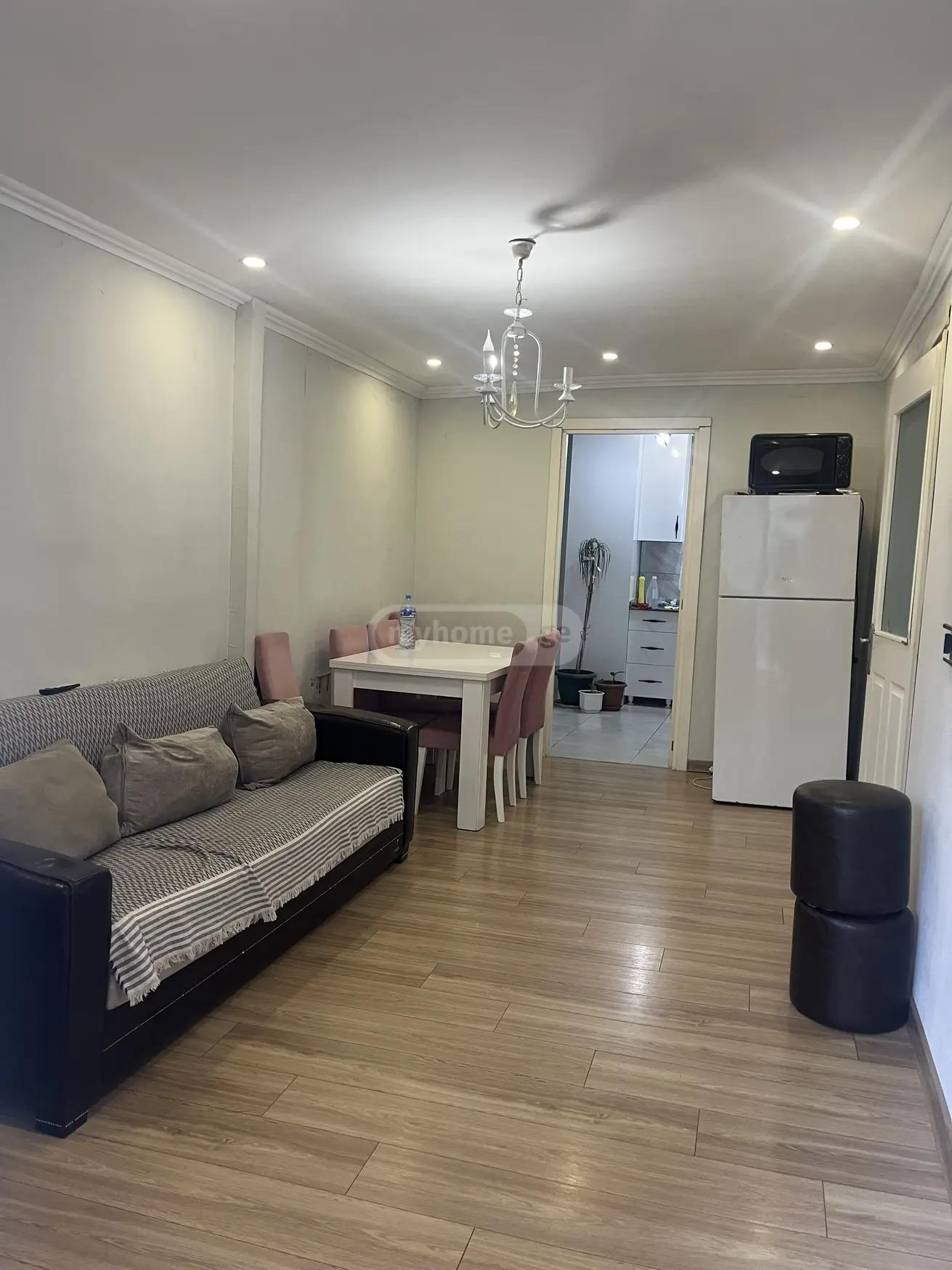 4-Room House In Batumi, Arsena Odzelashvili St, 7z, 80 M², Is Available For Daily Rent For 180 ₾ view 1