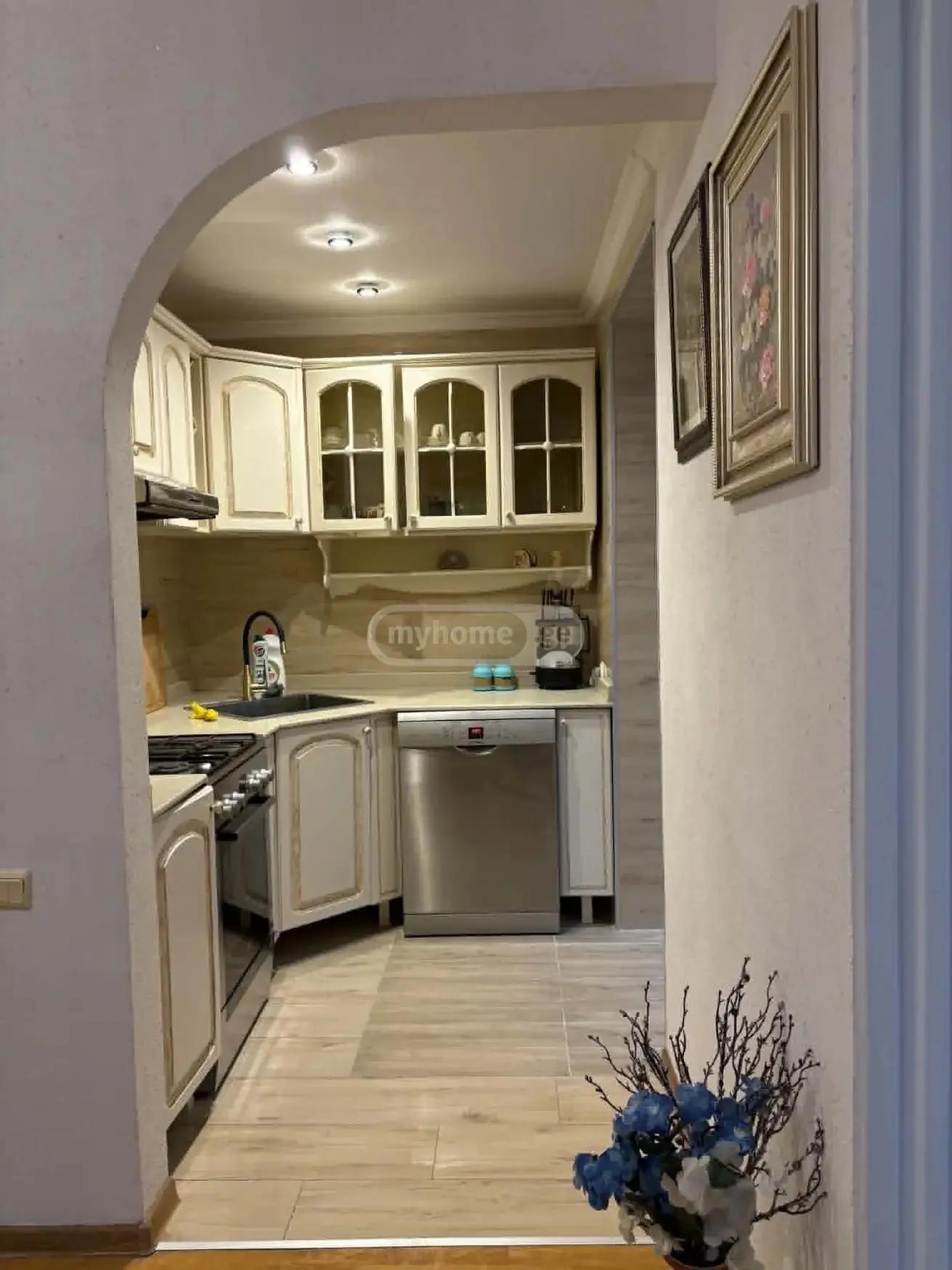 5-Room Apartment For Rent In Batumi, Ivane Javakhishvili St, 7 view 4