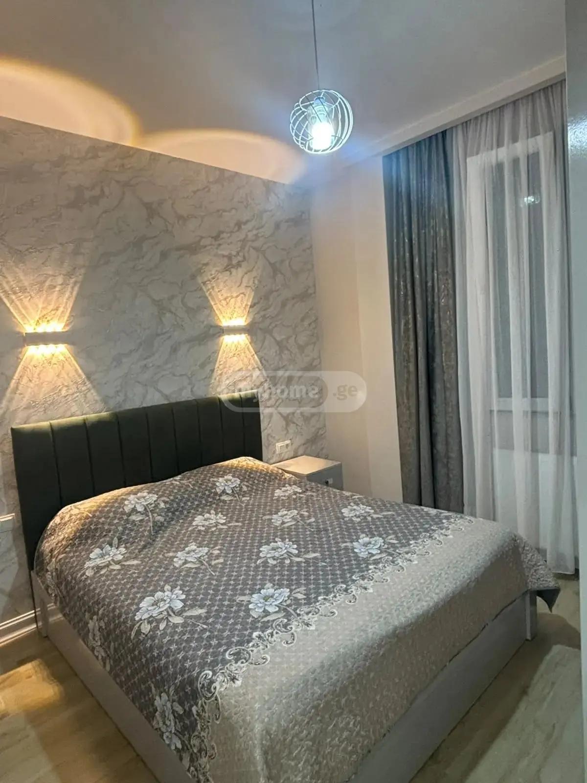 4-Room House For Rent In Batumi, Lado Asatiani St, 11 view 4