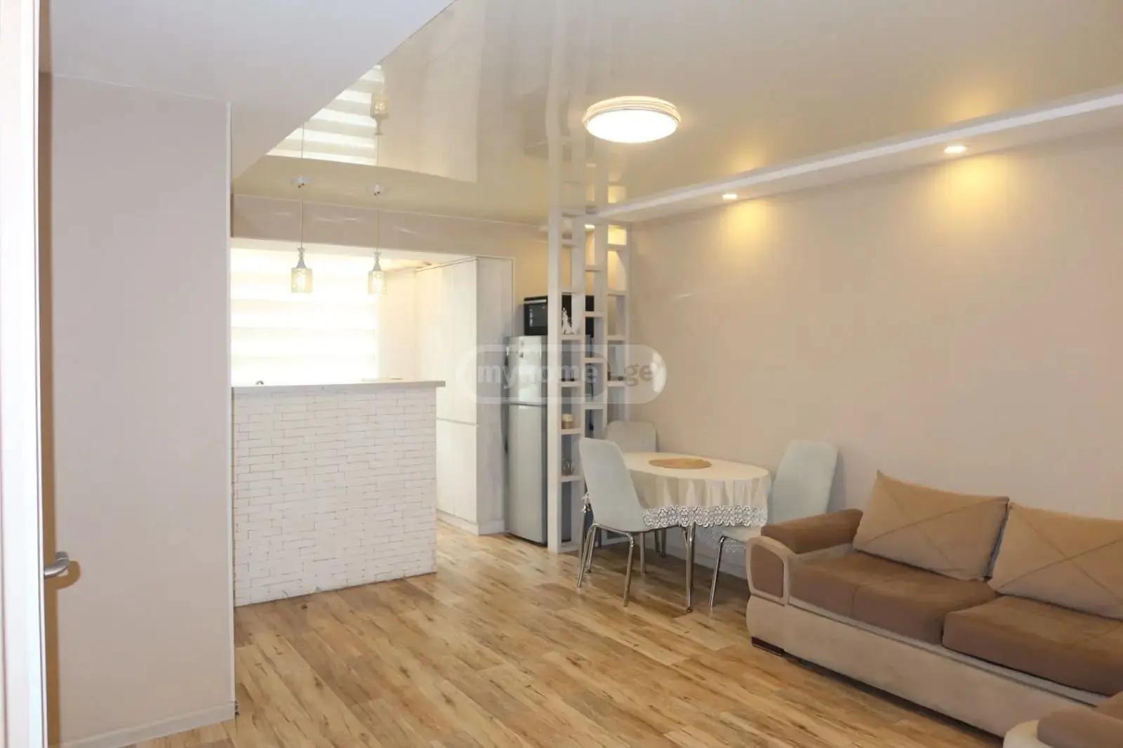 2-Room Apartment For Daily Rent In Batumi, Iakob Gogebashvili St, 35, 40 M² — 140 ₾ Per Day view 6