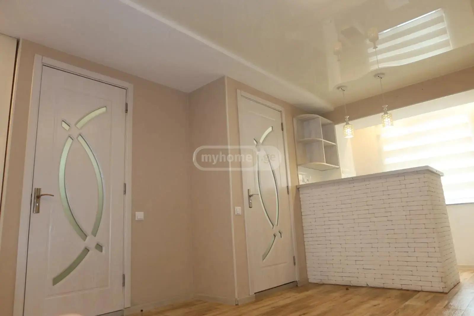 2-Room Apartment For Daily Rent In Batumi, Iakob Gogebashvili St, 35, 40 M² — 140 ₾ Per Day view 4