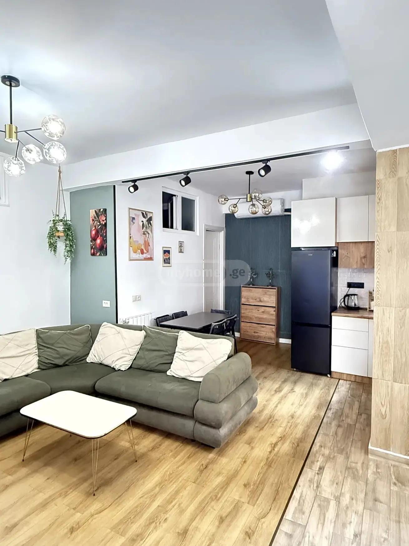 3-Room Apartment For Daily Rent In Batumi, Revaz Komakhidze St, 6, 60 M² — 180 ₾ Per Day view 3