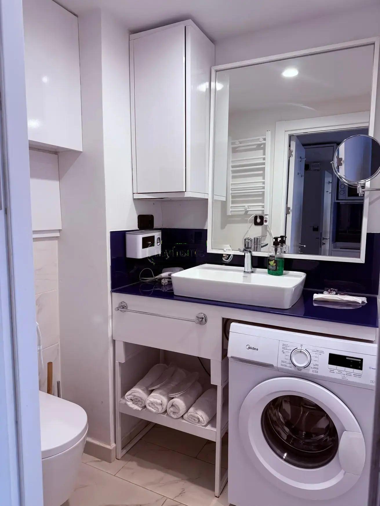 1-Room Apartment For Daily Rent In Batumi, Orbi City, 32 M² — 200 ₾ Per Day view 5
