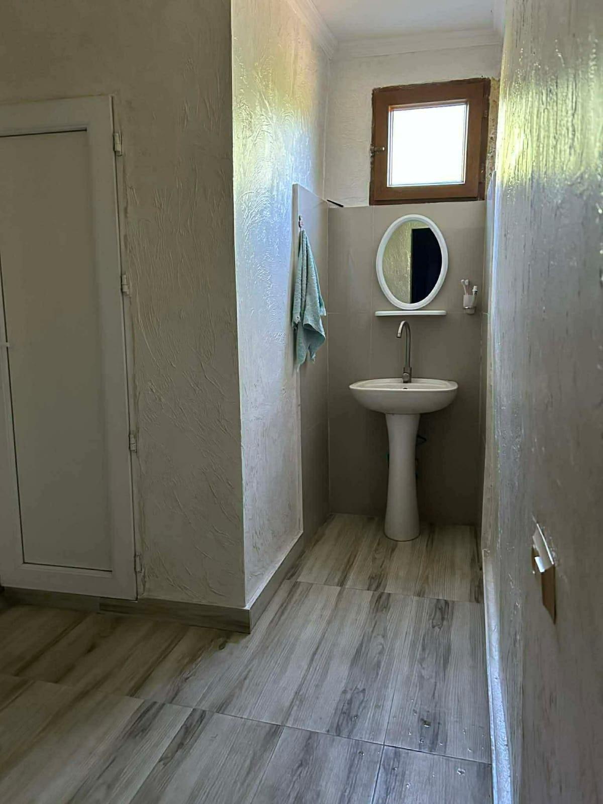 4-Room House For Rent In Chakvi, Chakvi St, 1 view 2