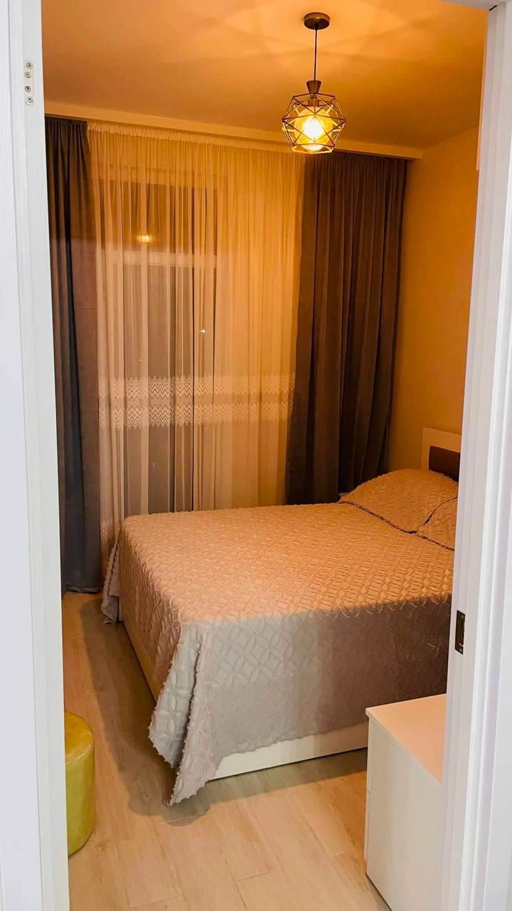 3-Room Apartment For Rent In Batumi, Tamar Mepe 1st Lane, 1 view 4