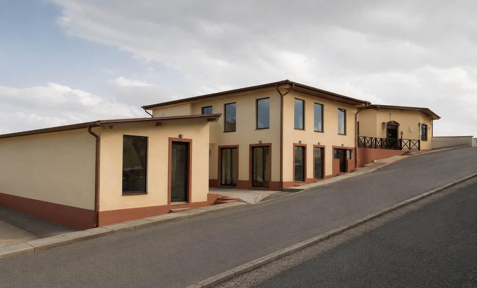 Commercial Property For Sale: 1,000 M² In Tsavkisi, David Aghmashenebeli St – $1,000,000 view 2