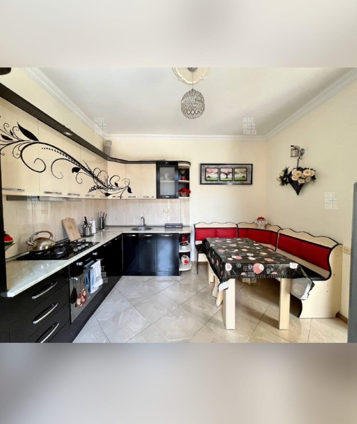 2-Room Apartment For Rent In Batumi, David Kldiashvili St, 3 view 1