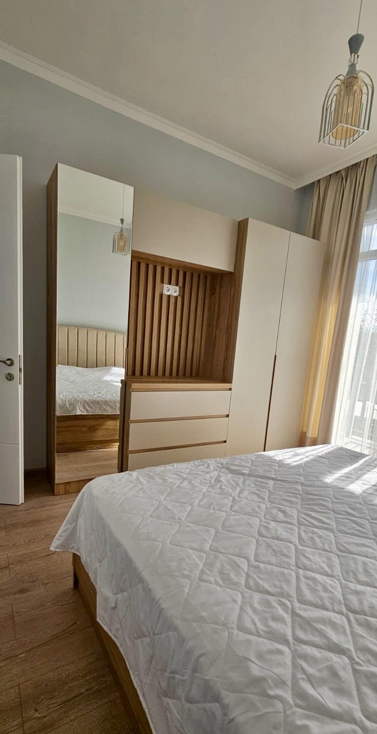5-Room House For Rent In Batumi, Didgori St, 2 view 5