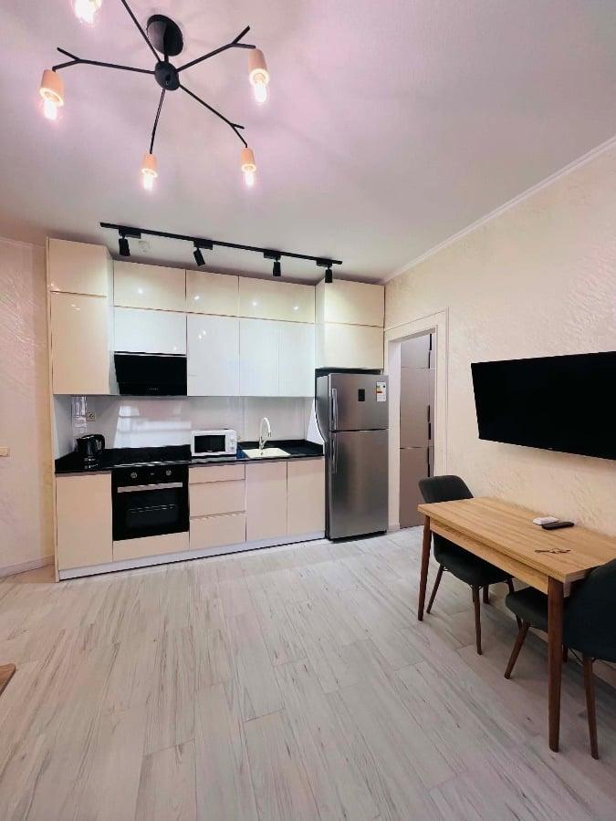 2-Room Apartment For Daily Rent In Batumi, Horizon Abashidze, 45 M² — 170 ₾ Per Day view 3