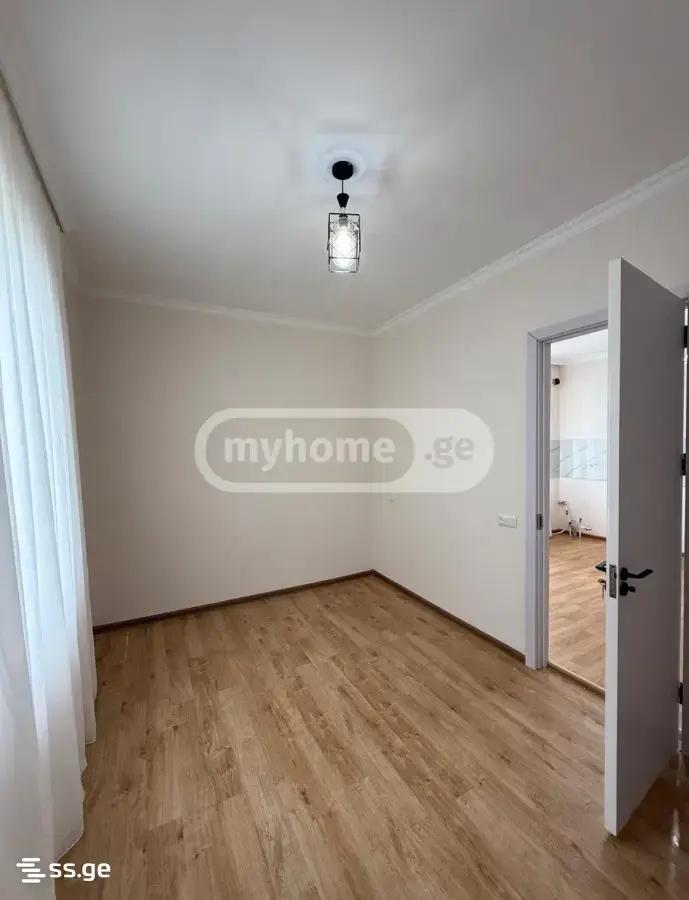 4-Room House For Rent In Batumi, Shroma St, 1 view 2