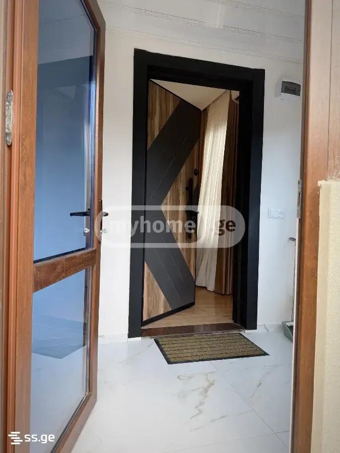 4-Room House For Rent In Batumi, Shroma St, 1 view 8
