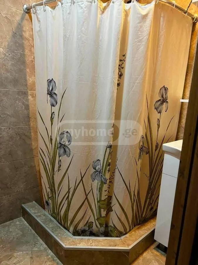 4-Room Apartment For Daily Rent In Batumi, Twins Tabidze, 62 M² — 130 ₾ Per Day view 9