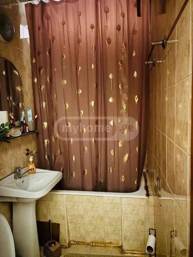 2-Room Apartment For Daily Rent In Batumi, 26 May St, 58, 50 M² — 180 ₾ Per Day view 8