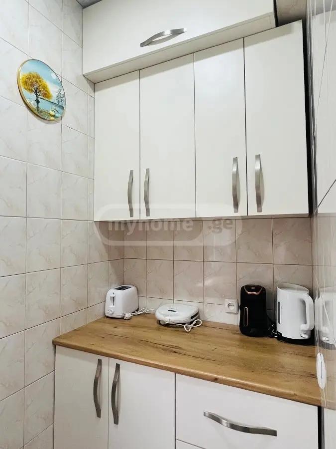 2-Room Apartment For Daily Rent In Batumi, 26 May St, 58, 50 M² — 180 ₾ Per Day view 6