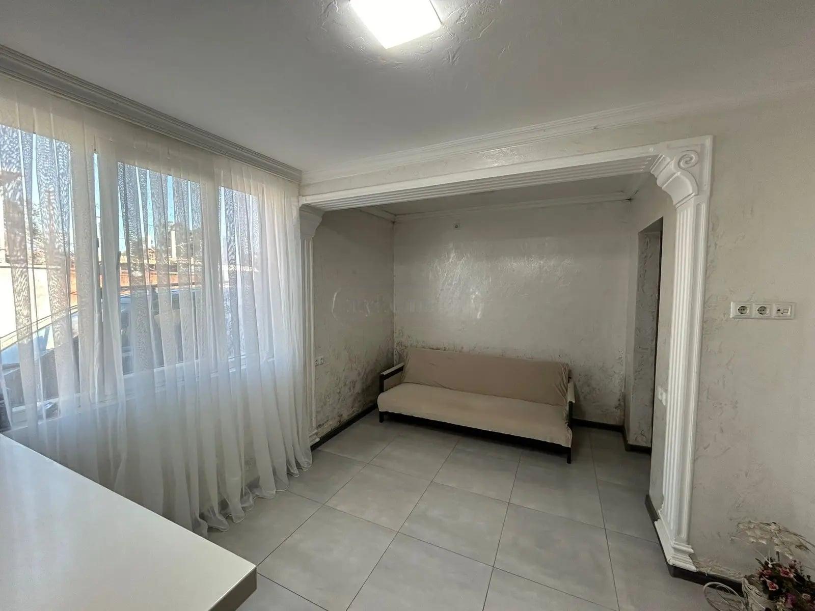 3-Room House For Rent In Batumi, Fridon Khalvashi 5th Dead End, 5 view 1