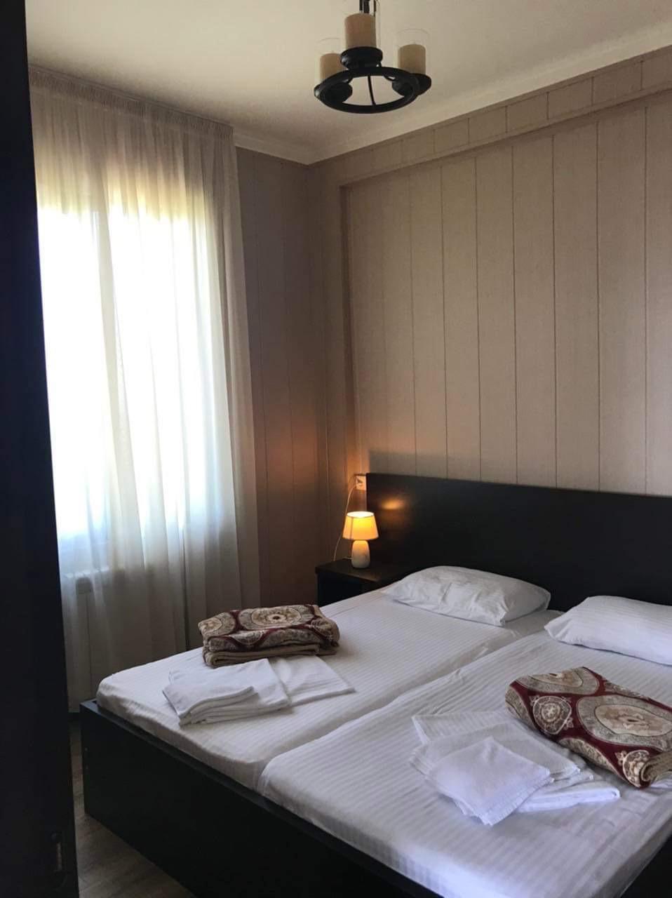 2-Room Apartment For Rent In Batumi, Amaghleba St, 21a view 4