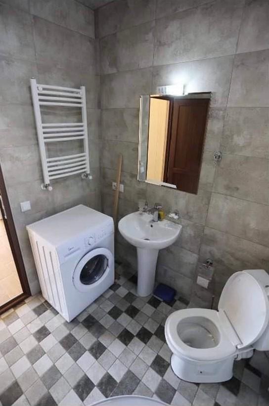 2-Room Apartment For Rent In Batumi, Amaghleba St, 21a view 7