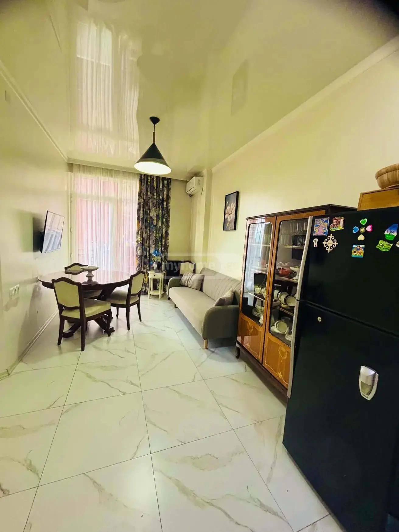 2-Room Apartment For Daily Rent In Batumi, Selim Khimshiashvili St, 20, 42 M² — 140 ₾ Per Day view 2