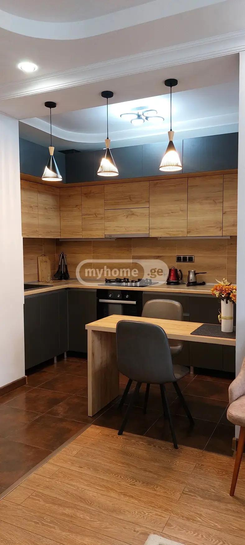 3-Room Apartment For Daily Rent In Batumi, Middle House, 70 M² — 250 ₾ Per Day view 5