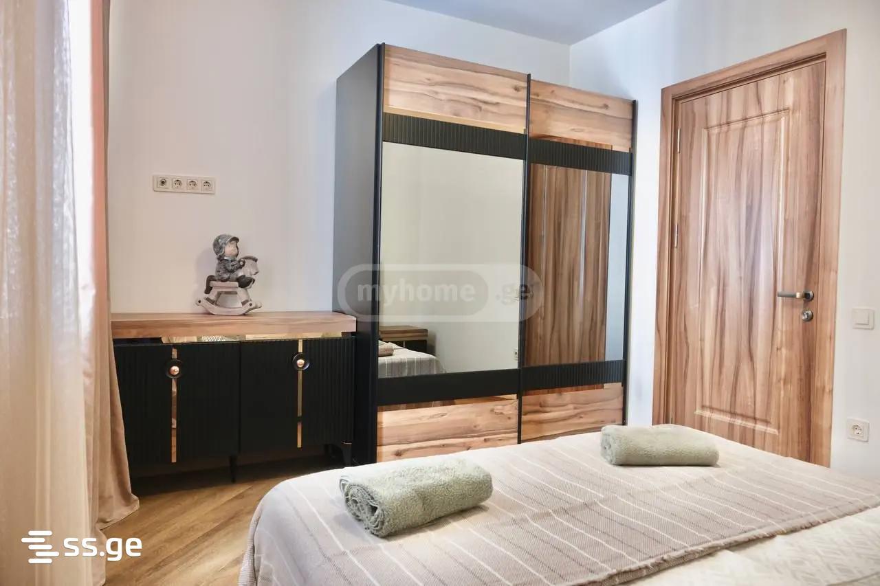 2-Room Apartment For Daily Rent In Batumi, Zurab Gorgiladze St, 69, 85 M² — 240 ₾ Per Day view 6