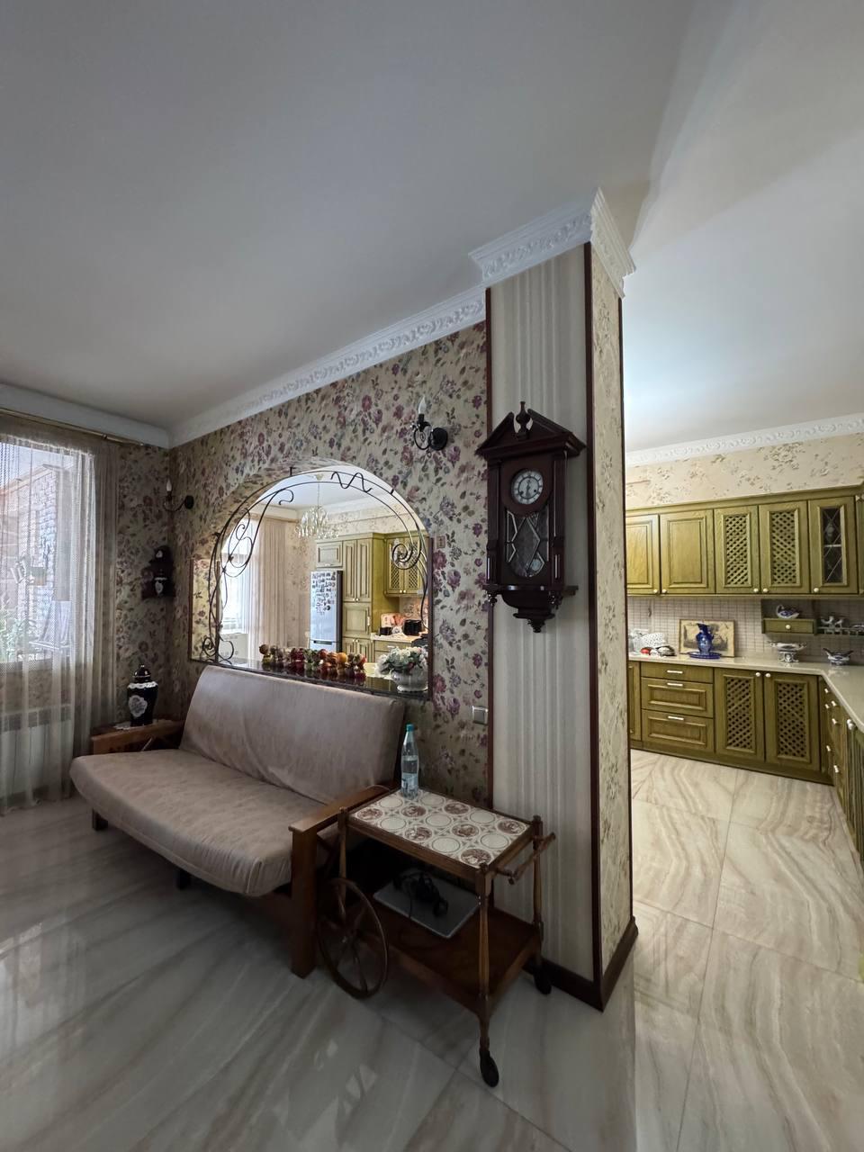 5-Room House For Sale In Batumi, Batumgori St view 9