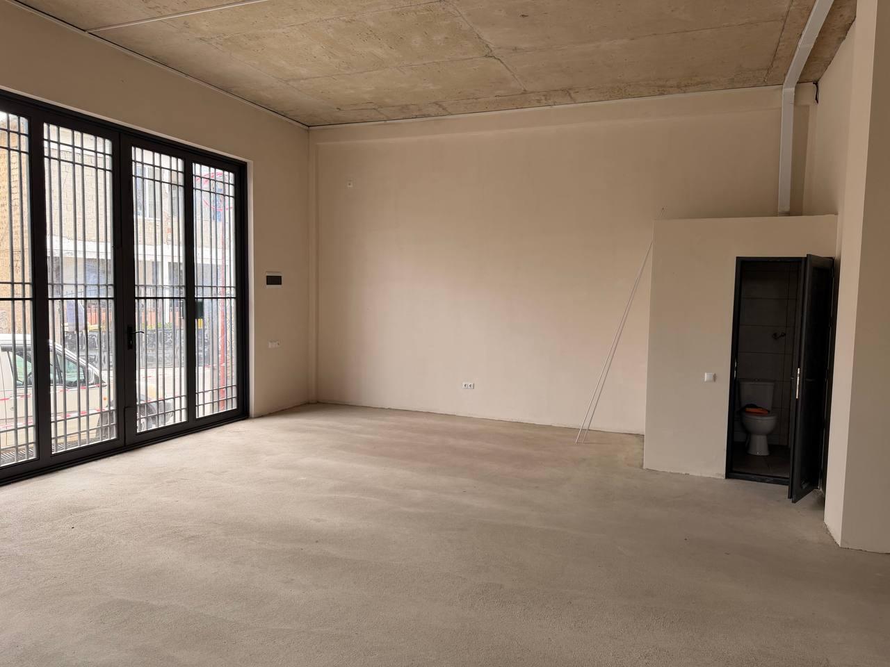 Commercial Property For Rent: 140 M² In Batumi, Mareti St – $1,150 view 4