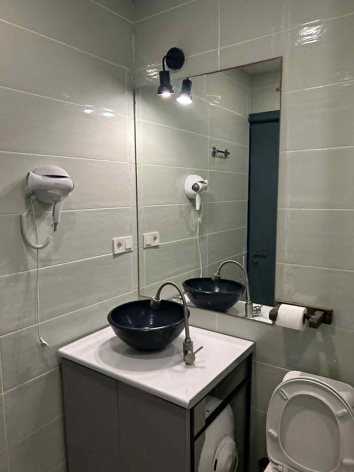 Studio Apartment For Sale view 9