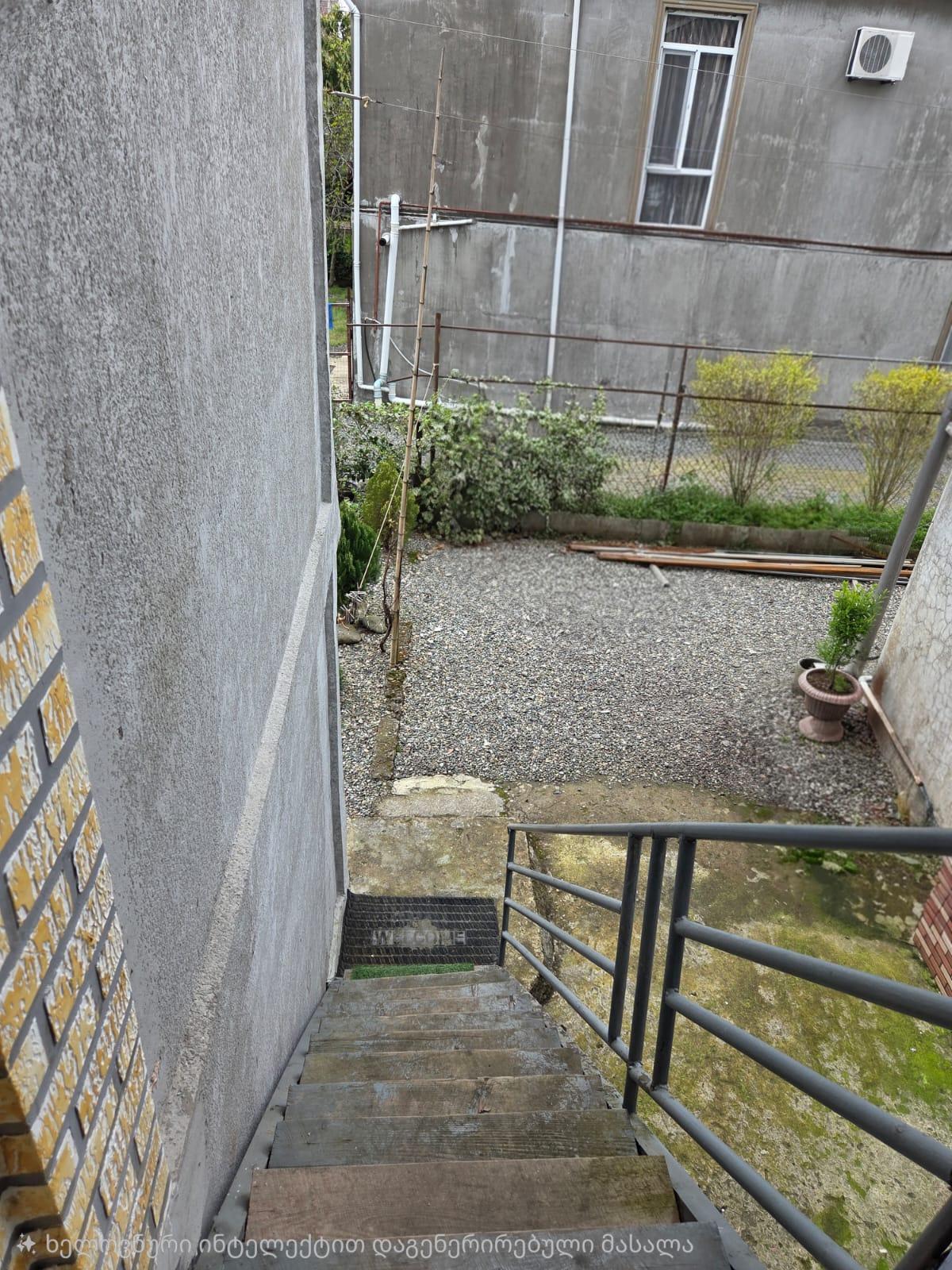 3-Room House For Rent In Batumi, Kazinetsi St view 4