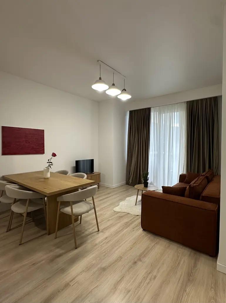 2-Zimmer-Wohnung, Ortachala