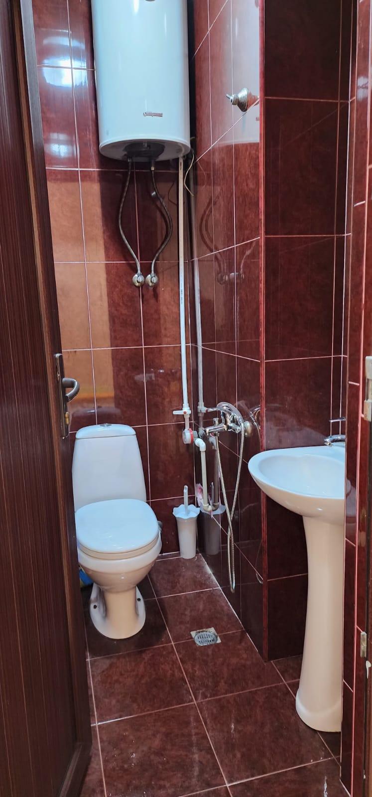 Commercial Property For Rent: 30 M² In Batumi, Shota Rustaveli St, 25 – $600 view 6