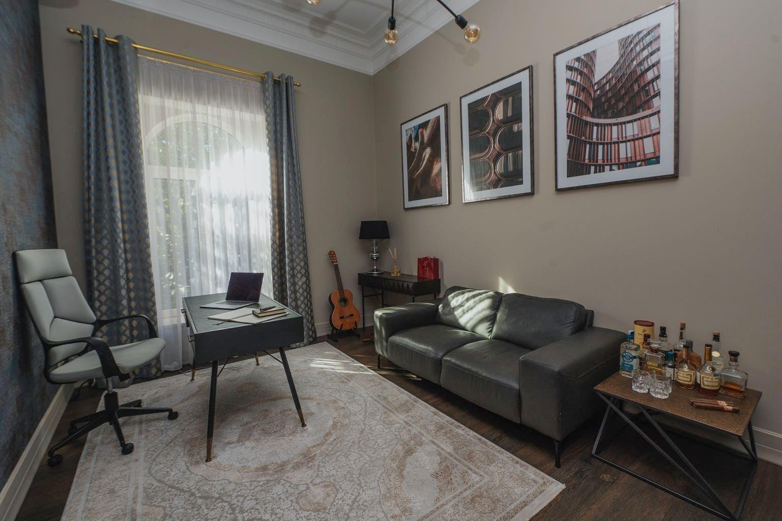 8-Room House For Sale In Batumi, Demetre Tavdadebuli St, 37 view 3