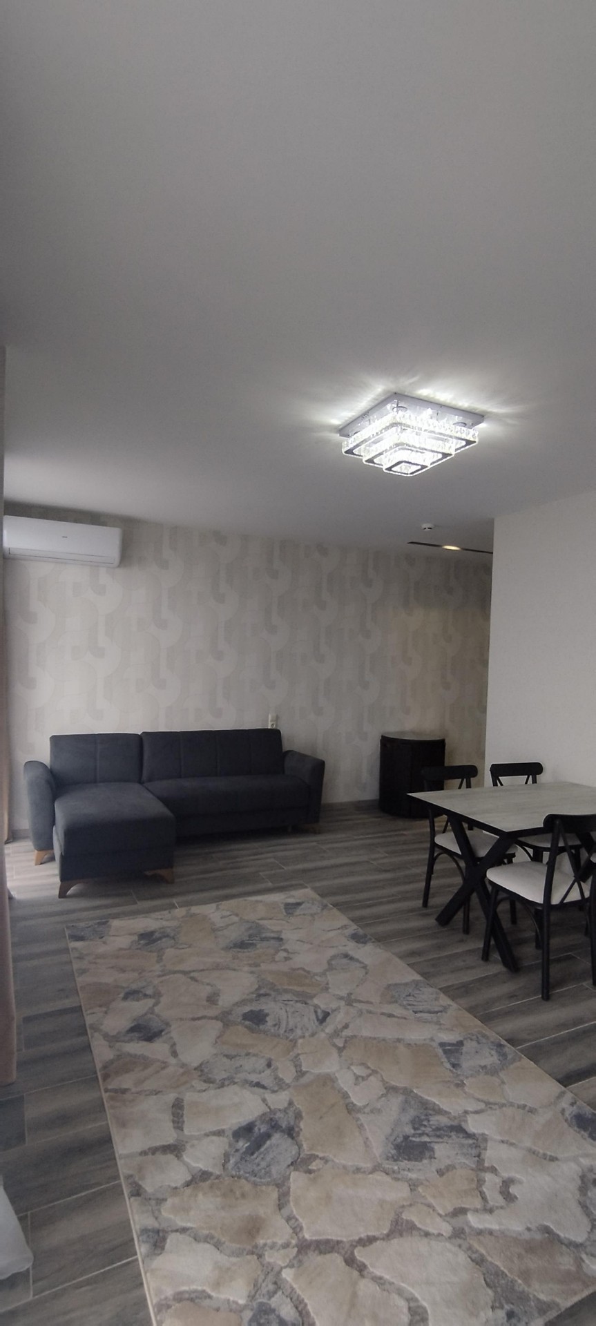 3-Room Apartment For Sale In Batumi, Tamar Mepe Ave, 1 view 1