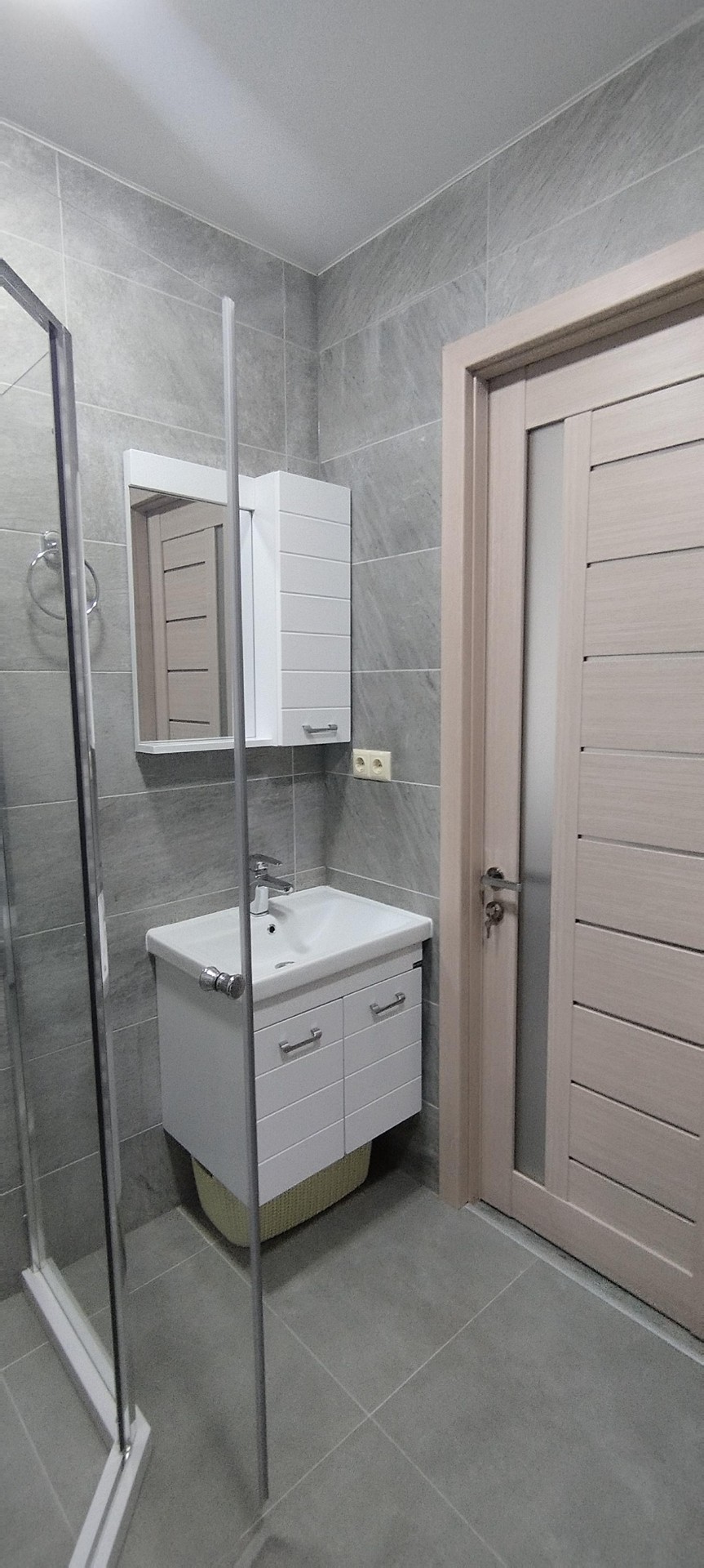 3-Room Apartment For Sale In Batumi, Tamar Mepe Ave, 1 view 12