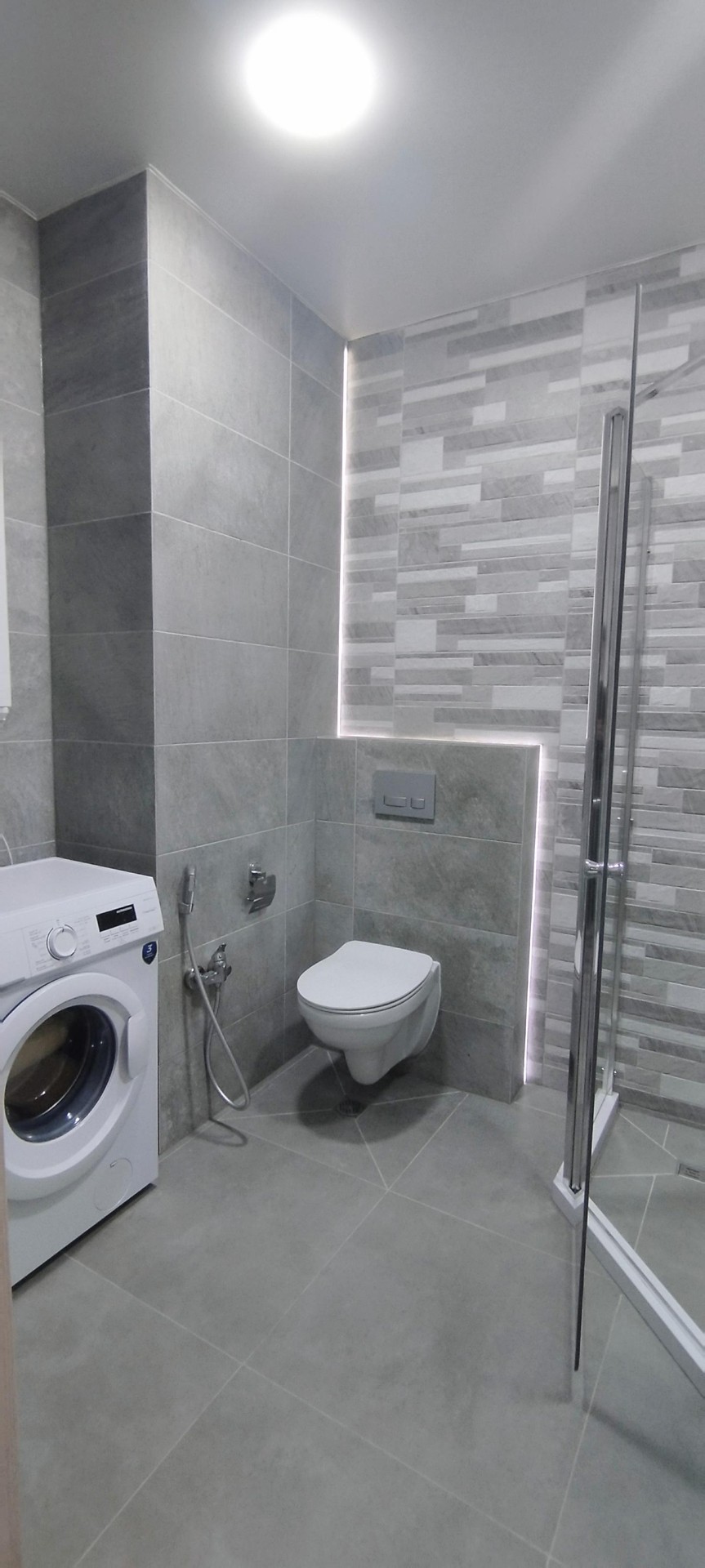 3-Room Apartment For Sale In Batumi, Tamar Mepe Ave, 1 view 13