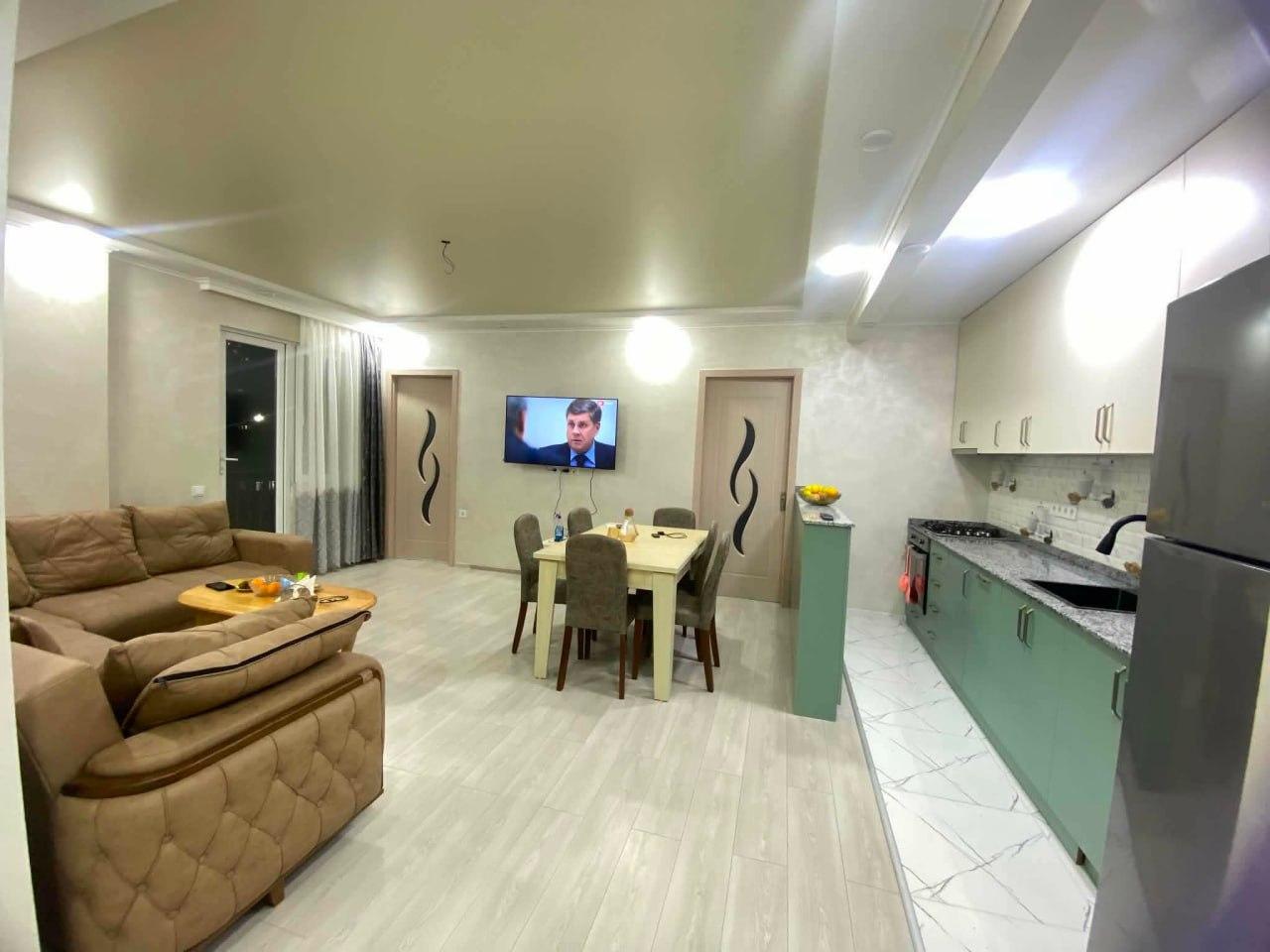 5-Room House For Rent In Batumi, Khakhuli St, 23a/B view 1