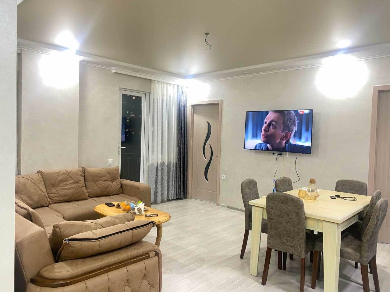 5-Room House For Rent In Batumi, Khakhuli St, 23a/B view 2