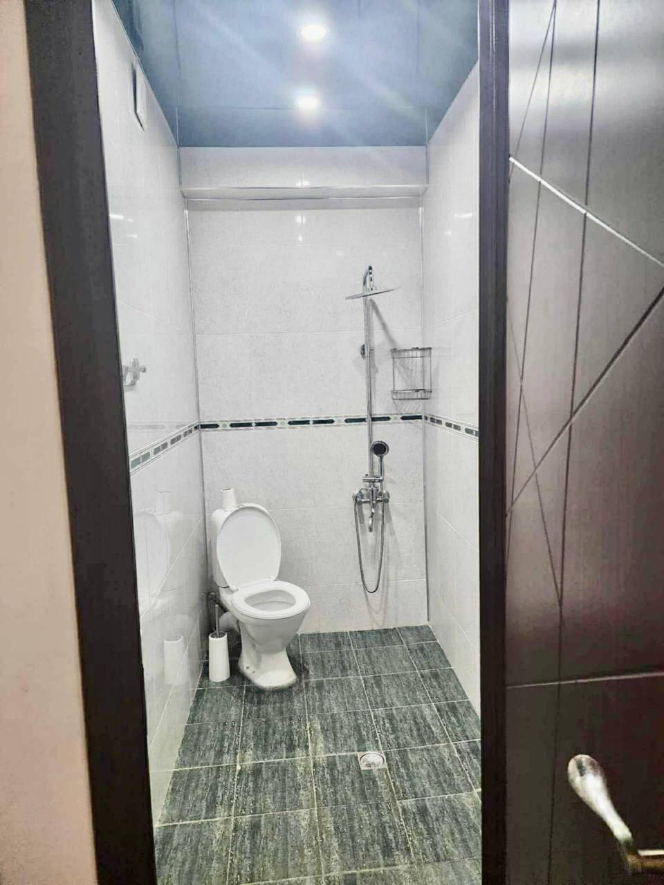 5-Room Apartment For Rent In Batumi, Mikhail Lermontov St, 31/37 view 10