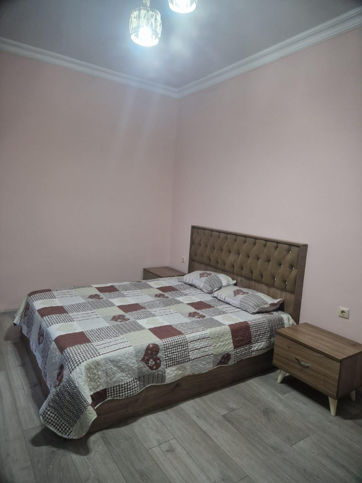 3-Room Apartment For Rent In Batumi, Fridon Khalvashi Ave, 185 view 9