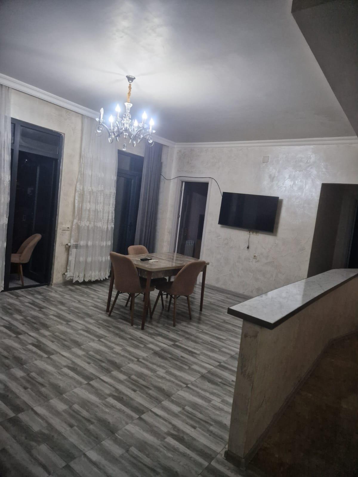 3-Room Apartment For Rent In Batumi, Fridon Khalvashi Ave, 185 view 6