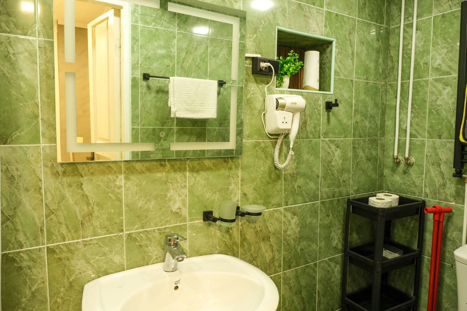 3-Room House In Batumi, Nodar Dumbadze St, 8, 100 M², Is Available For Daily Rent For 350 ₾ view 4