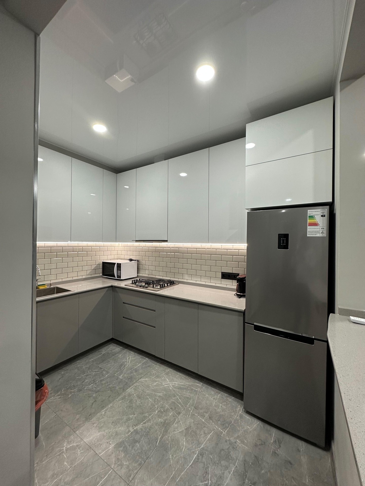 3-Room Apartment For Rent In Batumi, Fridon Khalvashi Ave, 101 view 9