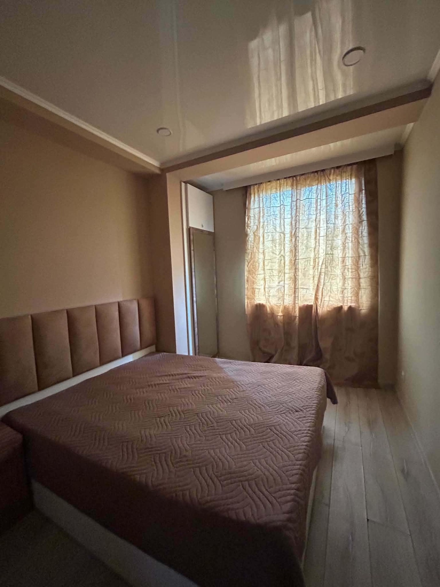 3-Room Apartment For Rent In Batumi, Apkhazeti St, 1 view 2