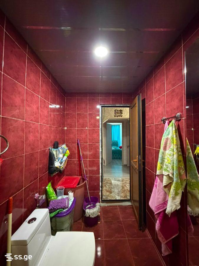 5-Room Apartment For Sale In Kutaisi, Nikoloz Muskhelishvili St, 2 view 3